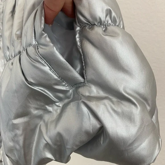 Buffalo David Bitton • Girls Metallic Silver Quilted Sleeveless Puffer Vest - Picture 6 of 12